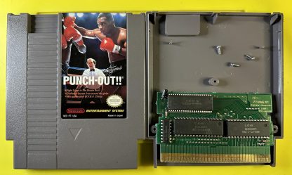 Mike Tyson's Punch-Out NES, Nintendo Entertainment System 1987 Authentic Tested - Image 2